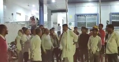 घटना की सूचना के बाद स्थानीय विधायक ई. अजीत कुमार भी पहुंचे.