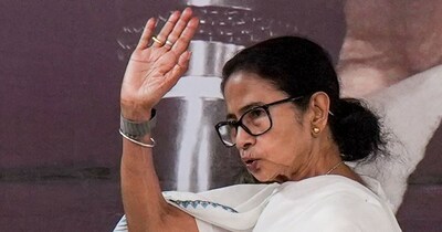 मुख्‍यमंत्री ममता बनर्जी एसआईआर को लेकर आक्रामक हैं.