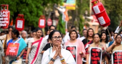 भवानीपुर सीट से चुनाव लड़ेंगी ममता बनर्जी (Photo : PTI)