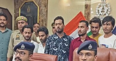 मेरठमध्ये बेकायदेशीर दूरसंचार नेटवर्कचा पर्दाफाश: पाकिस्तानशी संबंधांचा संशय