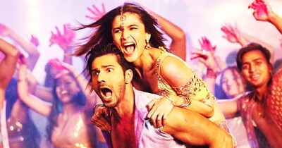 नई दिल्ली. आज हम उस फिल्म के बारे में बात करने जा रहे हैं, जिसकी चर्चा हमेशा से होती आई है, लेकिन इस फिल्म की चर्चा करने के पीछे एक बड़ी वजह है. हम बात कर रहे हैं फिल्म 'बद्रीनाथ की दुल्हनिया' की, जिसमें वरुण धवन और आलिया भट्ट की जोड़ी तीसरी बार बड़े पर्दे पर नजर आई थी. इस फिल्म की कहानी दर्शकों को इतनी पसंद आई थी कि आज भी लोग इस फिल्म को बड़े चाव से देखना पसंद करते हैं.