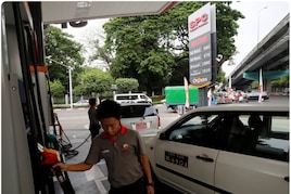 Hormuz Strait closed, chaos in Asia: Fuel emergency in Myanmar