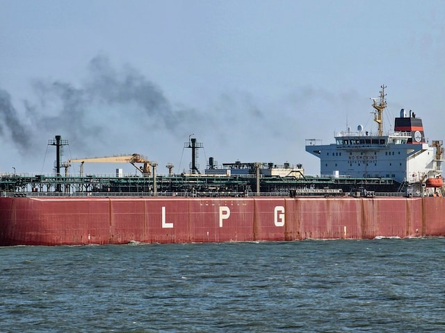 होर्मुज से शिवालिक-नंदा देवी लाए इतना LPG, 65000000 सिलेंडर हो जाएंगे फुल