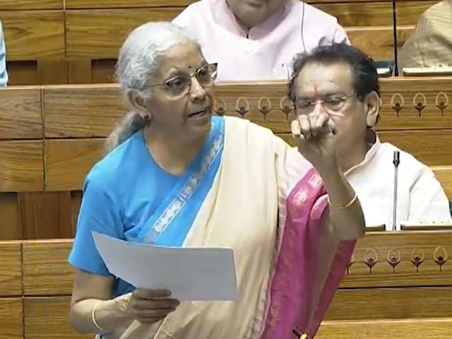 'विदुर का नाम जोड़िए रावण का नहीं', संसद में आखिर सितारमण ने किसे दी सलाह?