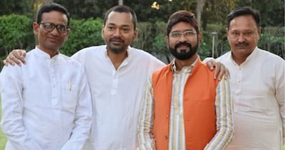 मंगलवार को निशांत कुमार ने पटना में कई विधायकों एवं पार्टी के पदाधिकारियों से मुलाकात की.