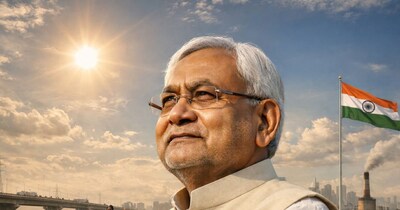 सड़क दुरुस्त करने से लेकर सामाजिक बदलाव लाने तक, मुख्यमंत्री बनने के बाद नीतीश कुमार ने कई विकासात्मक कार्य किए. 