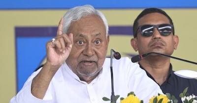 नीतीश कुमार ने समृद्धि यात्रा के दौरान एक बार फिर अपने राज्यसभा जाने का जिक्र नहीं किया.