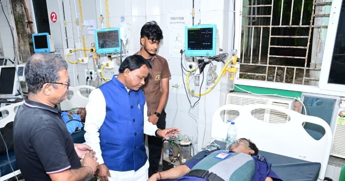 Odisha Hospital Fire: ओडिशा में सुबह-सुबह हादसा, SCB अस्पताल के ट्रॉमा केयर में भीषण आग, 10 लोगों की मौत