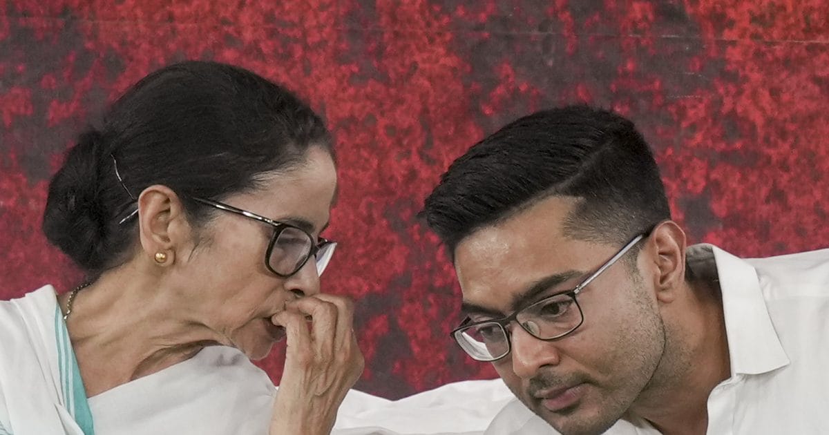 बंगाल चुनाव: ममता सरकार के एसपी नहीं सीधे चुनाव आयोग कसेगा कमान, टीएमसी के लिए कितनी बड़ी चुनौती?