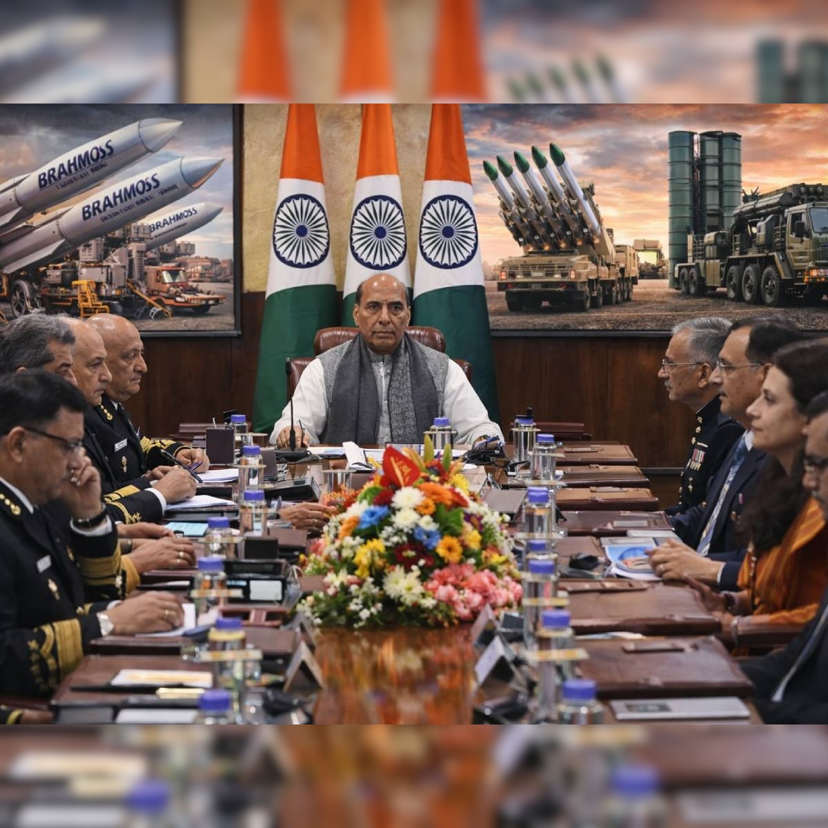 300 धनुष, 80 आकाशतीर, S-400: ईरान युद्ध से सीख राजनाथ ने दी 2.38 लाख करोड़ की महाडील को मंजूरी - News18 हिंदी