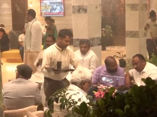 राज्यसभा चुनाव आज: क्रॉस वोटिंग का खौफ और होटल पॉलिटिक्स...