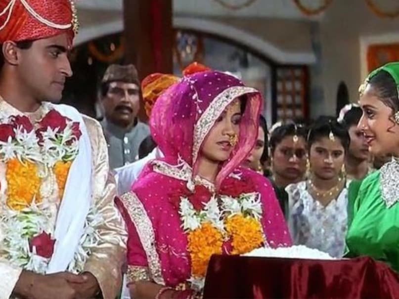 Renuka Shahane, Renuka Shahane Film, Renuka Shahane Career, Renuka Shahane Struggle, रेणुका शहाणे, रेणुका शहाणे फिल्म, रेणुका शहाणे करियर, रेणुका शहाणे स्ट्रगल Renuka Shahane, Renuka Shahane Film, Renuka Shahane Career, Renuka Shahane Struggle, रेणुका शहाणे, रेणुका शहाणे फिल्म, रेणुका शहाणे करियर, रेणुका शहाणे स्ट्रगल