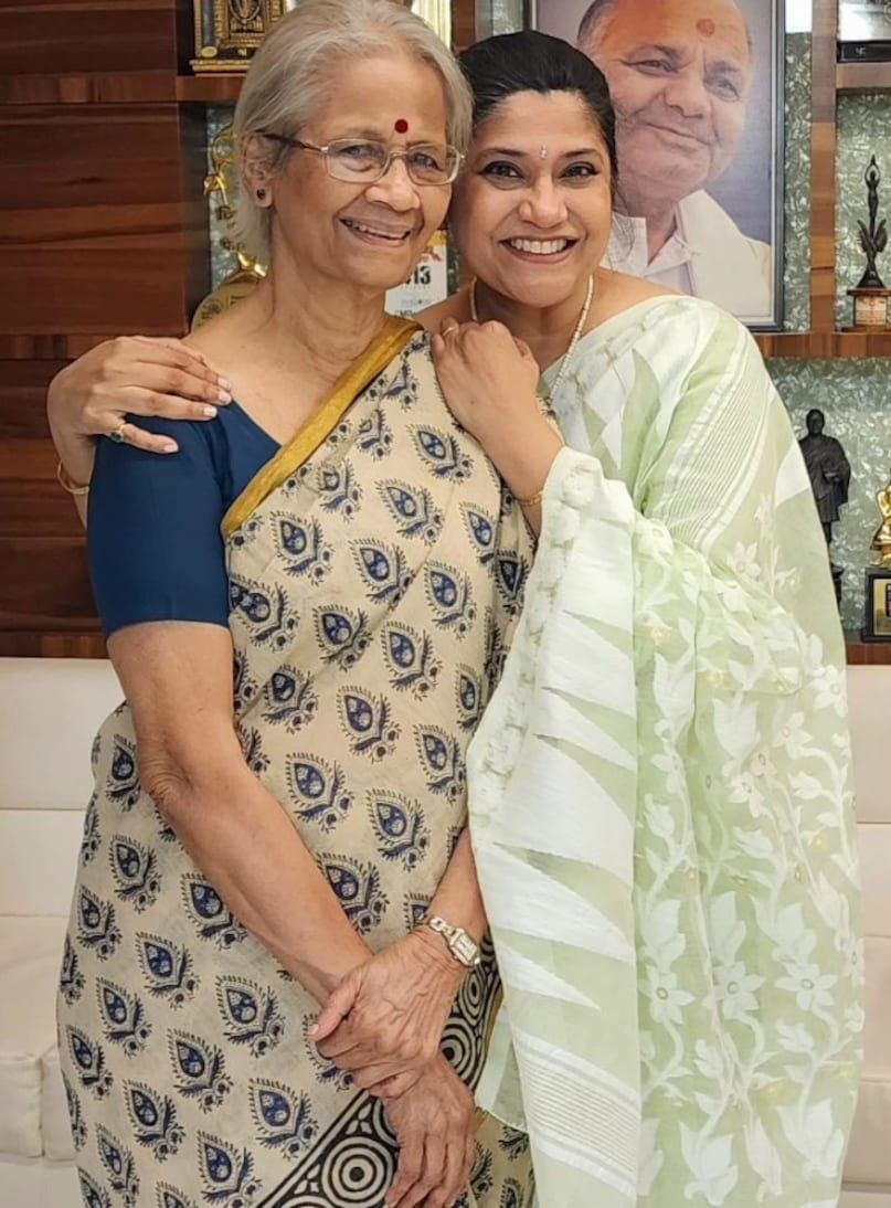 Renuka Shahane, Renuka Shahane Film, Renuka Shahane Career, Renuka Shahane Struggle, रेणुका शहाणे, रेणुका शहाणे फिल्म, रेणुका शहाणे करियर, रेणुका शहाणे स्ट्रगल Renuka Shahane, Renuka Shahane Film, Renuka Shahane Career, Renuka Shahane Struggle, रेणुका शहाणे, रेणुका शहाणे फिल्म, रेणुका शहाणे करियर, रेणुका शहाणे स्ट्रगल