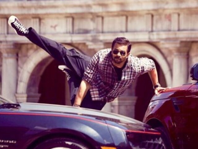 मां ने किया बॉडी डबल का काम, डायरेक्टर ने खुद प्रेस की तब्बू की साड़ियां