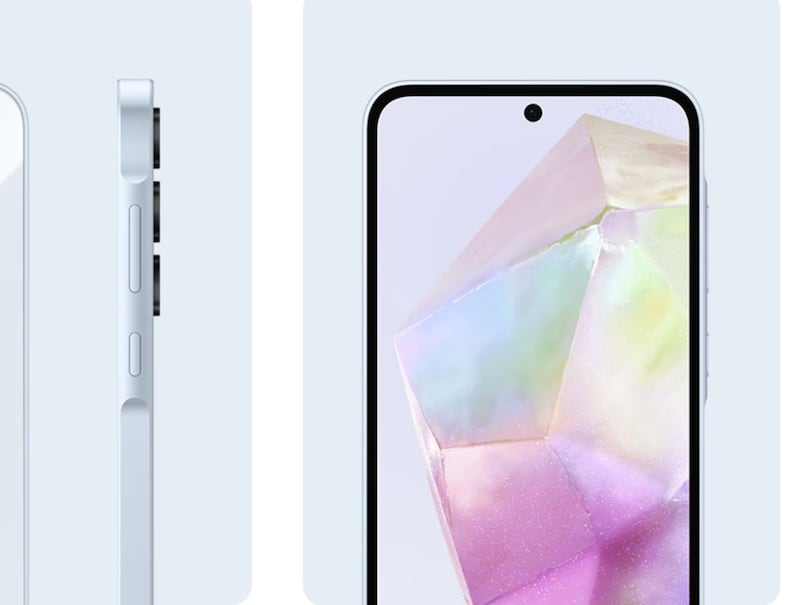 कैमरा के मामले में भी यह फोन काफी अच्छा है. इसमें 50MP का प्राइमरी कैमरा, 8MP अल्ट्रा-वाइड और 5MP मैक्रो लेंस दिया गया है. वहीं, सेल्फी के लिए 12MP फ्रंट कैमरा मिलता है. इसके अलावा, फोन में 5,000mAh की बैटरी दी गई है, जो 45W फास्ट चार्जिंग सपोर्ट करती है.