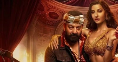 संजय दत्त और नोरा फतेही का  गाना 'सरके चुनरिया' 15 मार्च को रिलीज हुआ था. 