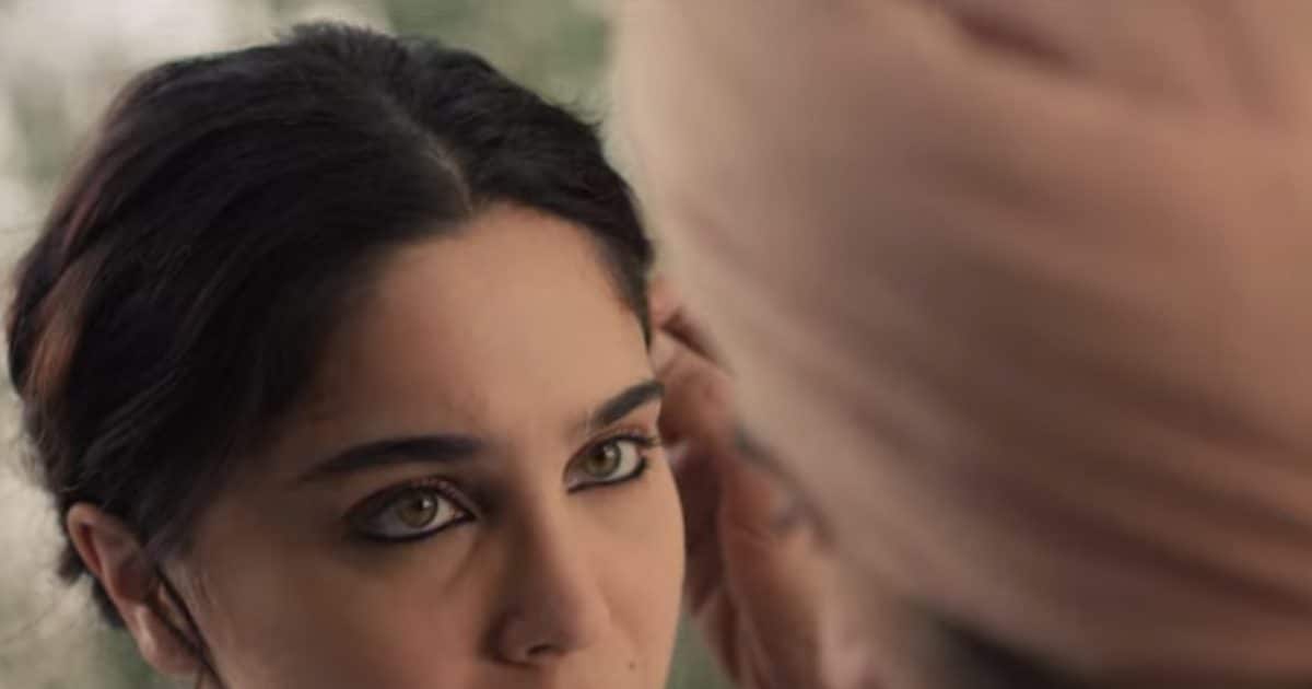 इम्तियाज अली की ‘मैं वापस आऊंगा’ का टीजर आउट, दिखी शरवरी-वेदांग की तड़पाने वाली कहानी इम्तियाज अली की ‘मैं वापस आऊंगा’ का टीजर आउट, दिखी शरवरी-वेदांग की तड़पाने वाली कहानी