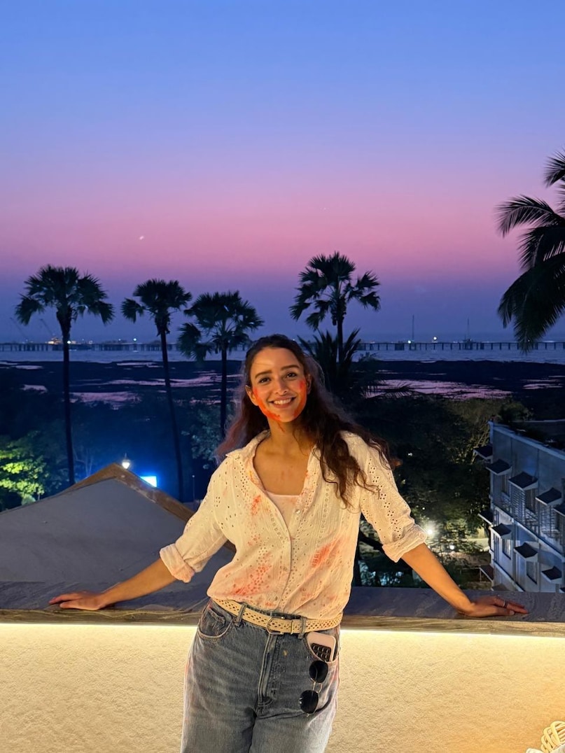 Triptii Dimri, Triptii Dimri News, Triptii Dimri holi 2026, Triptii Dimri and Sam Merchant, who is Sam Merchant, Triptii Dimri played Holi with mystery man, तृप्ति डिमरी, तृप्ति डिमरी न्यूज, तृप्ति डिमरी होली 2026, तृप्ति डिमरी और सैम मर्चेंट, कौन हैं सैम मर्चेंट, तृप्ति डिमरी ने मिस्ट्री मैन के साथ खेली होली Triptii Dimri, Triptii Dimri News, Triptii Dimri holi 2026, Triptii Dimri and Sam Merchant, who is Sam Merchant, Triptii Dimri played Holi with mystery man, तृप्ति डिमरी, तृप्ति डिमरी न्यूज, तृप्ति डिमरी होली 2026, तृप्ति डिमरी और सैम मर्चेंट, कौन हैं सैम मर्चेंट, तृप्ति डिमरी ने मिस्ट्री मैन के साथ खेली होली
