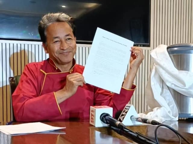  कैसे किसी के खिलाफ लगाया जाता है NSA और फिर हटाया जा सकता है