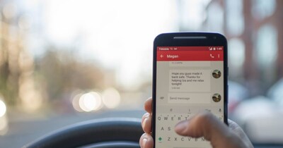 किसी भी अनजान नंबर से आए संदेश में दिए गए लिंक पर कभी क्लिक न करें.