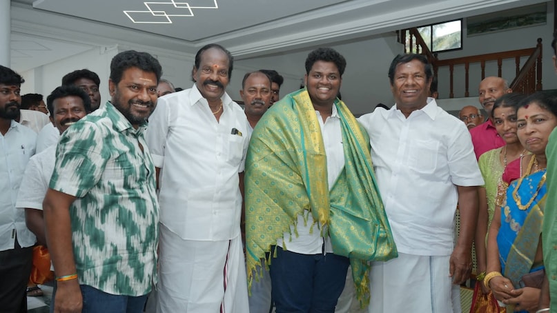 Tamil Nadu Car Gift Vivad Tamil Nadu Car Gift Vivad