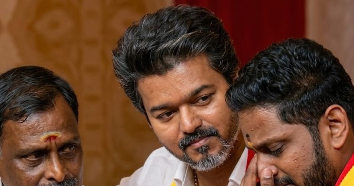 Thalapathy Vijay News: थलपति विजय ने ड्राइवर के बेटे को दिया MLA का टिकट, 35 साल के ईमानदारी का मिला ईनाम तो भावुक हुए पिता-पुत्र