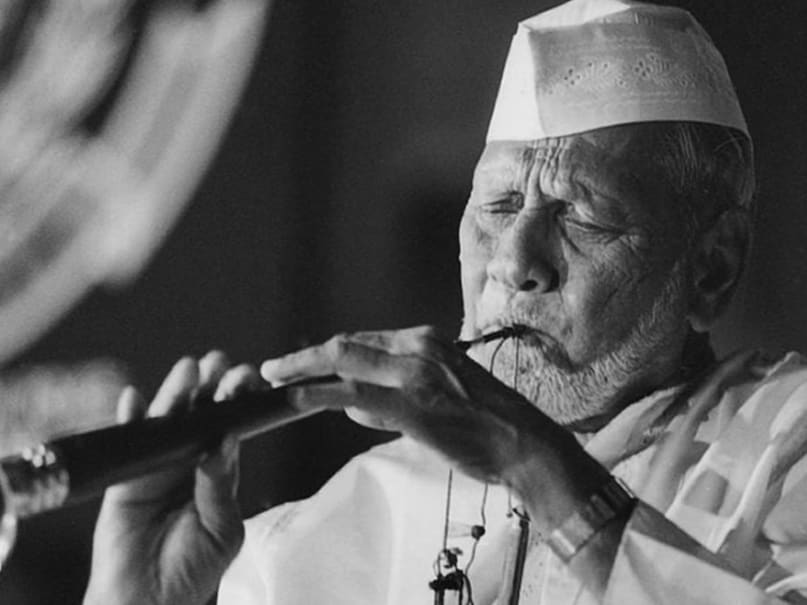 Ustad Bismillah khan, Ustad Bismillah khan birth anniversary, Ustad Bismillah khan unknown Facts, Ustad Bismillah khan faith on Maa saraswati, Lata Mangeshkar, उस्ताद बिस्मिल्लाह खां, उस्ताद बिस्मिल्लाह खां की जयंती, उस्ताद बिस्मिल्लाह खां के अनसुने तख्य, उस्ताद बिस्मिल्लाह खान का मां सरस्वती पर विश्वास, लता मंगेशकर और उस्ताद बिस्मिल्लाह खां Ustad Bismillah khan, Ustad Bismillah khan birth anniversary, Ustad Bismillah khan unknown Facts, Ustad Bismillah khan faith on Maa saraswati, Lata Mangeshkar, उस्ताद बिस्मिल्लाह खां, उस्ताद बिस्मिल्लाह खां की जयंती, उस्ताद बिस्मिल्लाह खां के अनसुने तख्य, उस्ताद बिस्मिल्लाह खान का मां सरस्वती पर विश्वास, लता मंगेशकर और उस्ताद बिस्मिल्लाह खां
