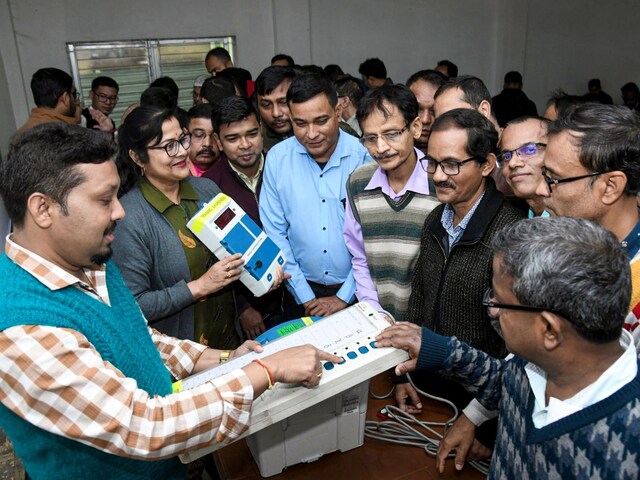 LIVE: गुजरात निकाय चुनाव में बीजेपी का खेला, काउंटिंग से पहले जीत ली 736 सीटें