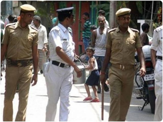 184 पुलिस अफसरों का रातोंरात ट्रांसफर, चुनाव आयोग ने उड़ाई ममता बनर्जी की नींद