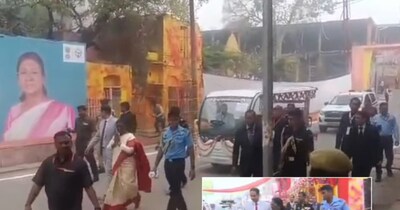 राष्ट्रपति मुर्मू गोवर्धन परिक्रमा के दौरान राजस्थान पहुंचीं, भरतपुर में भव्य स्वागत