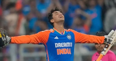 अभिषेक का इंग्लैंड के खिलाफ शानदार रिकॉर्ड.