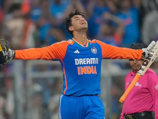 স্ট্রাইক রেট 219, 135 রান সেরা, ইংল্যান্ডকে ধ্বংস করতে প্রস্তুত অভিষেক