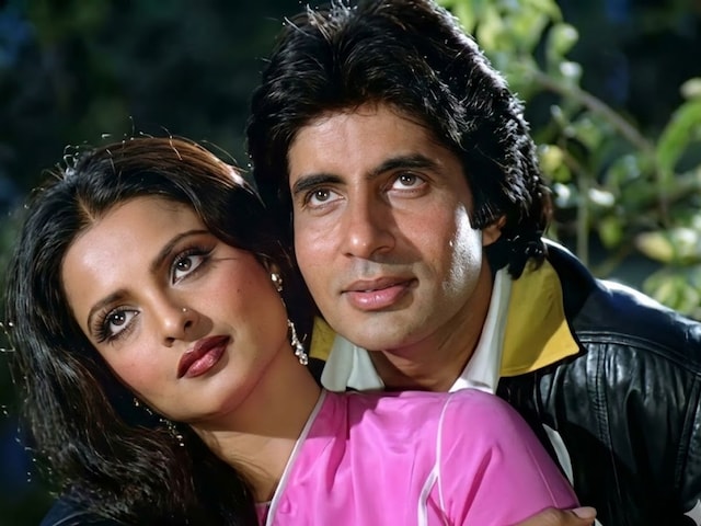 अमिताभ बच्चन-रेखा पर फिल्माया गया गीत, होली पर जमाता है रंग 