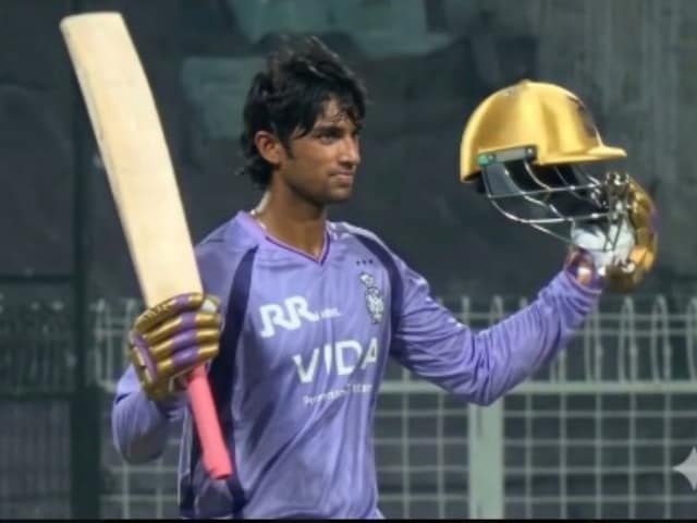 केकेआर के 20 साल के बैटर ने जडा शतक, टेंशन में टीम मैनेजमेंट