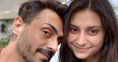  अर्जुन की बेटियां खूबसूरती में देती हैं मात 