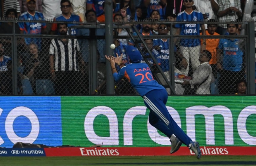 5 Heroes of India vs England Semi-final, India enters T20 World Cup Final, Jasprit Bumrah 500 International Wickets Record, Sanju Samson Most Sixes in T20 WC Edition, Axar Patel and Shivam Dube Relay Catch Highlights, Hardik Pandya Match Winning Performance Semi-final, India vs England Wankhede Match Result 2026, Bumrah 12 Balls Turning Point vs Englan, India consecutive second T20 World Cup Final, Suryakumar Yadav Captaincy in T20 WC 2026, भारत टी20 वर्ल्ड कप 2026 के फाइनल में, भारत बनाम इंग्लैंड सेमीफाइनल के 5 हीरो 