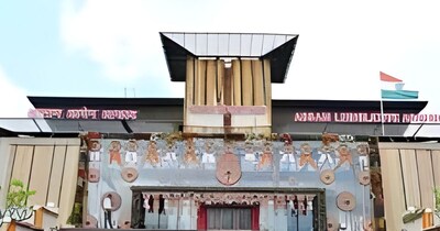 राज्य में आने वाले चुनाव से पहले एआईयूडीएफ को लेकर राजनीतिक अनिश्चितता और बढ़ गई है