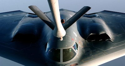 बी-2 बॉम्बर. (Credit- Reuters)