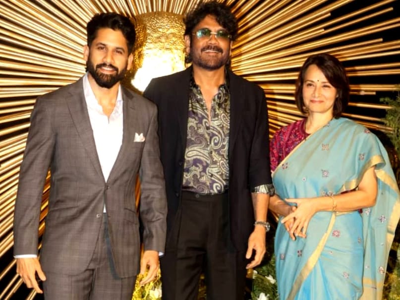 rashmika mandanna vijay deverakonda reception Album, rashmika mandanna, vijay deverakonda, stars rashmika mandanna vijay deverakonda , Allu Arjun, Kriti Sanon, ram charan, ram charan wife, ram charan arrived barefoot in hyderabad, रश्मिका मंदाना विजय देवराकोंडा रिसेप्शन एल्बम, रश्मिका मंदाना, विजय देवराकोंडा, स्टार्स रश्मिका मंदाना विजय देवराकोंडा, अल्लू अर्जुन, कृति सनोन, राम चरण, राम चरण की पत्नी, राम चरण नंगे पैर हैदराबाद पहुंचे