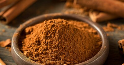 दालचीनी का सही तरीके से सेवन करने से कोलेस्ट्रॉल कम हो सकता है.