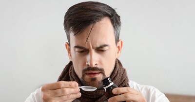 कफ सिरप खांसी से राहत दिलाता है, जबकि ब्रोंकोडाइलेटर सांस लेने की तकलीफ से राहत दिलाता है.