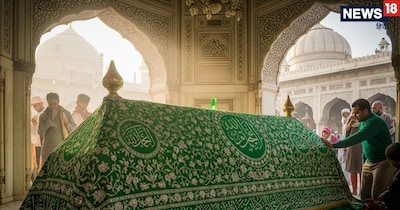 Eid Al Fitr 2026: March 20 or 21? India Awaits Moon Sighting for Celebration Date