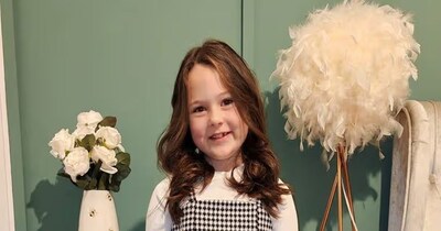 आईपैड चलाने के कारण होने लगा था सिरदर्द (इमेज- फाइल फोटो) 