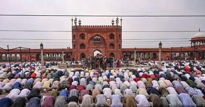 जामा मस्जिद में ईद की नमाज का रूहानी मंजर, हजारों सिर झुके; देखें VIDEO.