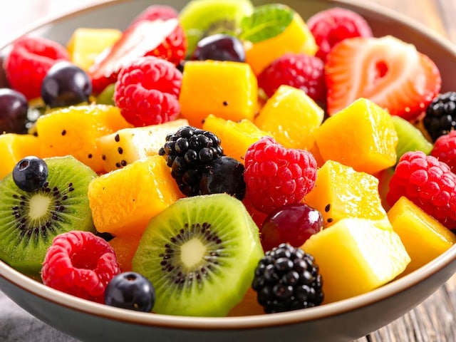 গ্রীষ্মে কাটা ফল বেশি দিন রাখা উচিত নয় কেন? কারণ জানালেন বিশেষজ্ঞ ড