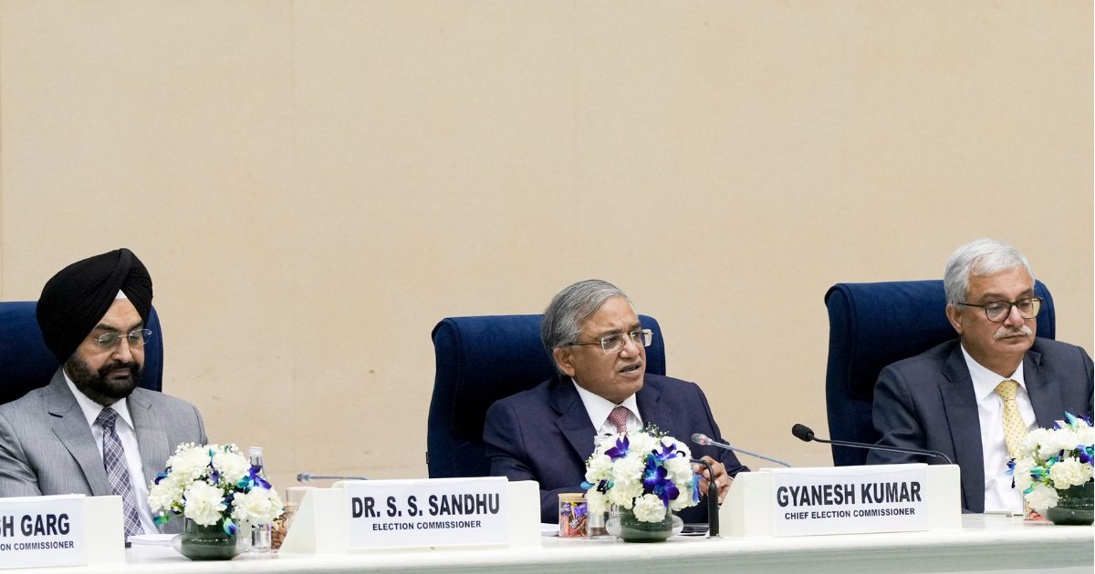 West Bengal Chunav LIVE: बंगाल चुनाव में इस बार हिंसा पर लगेगी रोक? चुनाव आयोग ने अपनाई खास रणनीति