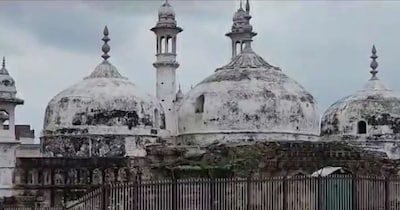 ज्ञानवापी मस्जिद के वजूखाने के वैज्ञानिक सर्वे की याचिका पर सुनवाई 