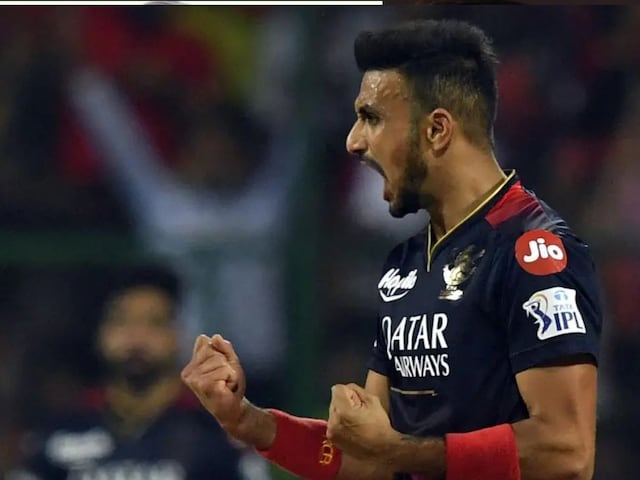 আইপিএলের এক ওভারে ৩৭ রান দেওয়া, এই লজ্জাজনক রেকর্ড ভারতীয় বোলারের নামে