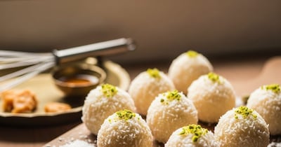 नारियल लड्डू रेसिपी