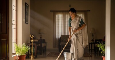 ভুল সময়ে ঘর মোছা? সমৃদ্ধি ও শান্তির জন্য বাস্তু রহস্য উন্মোচন করুন!